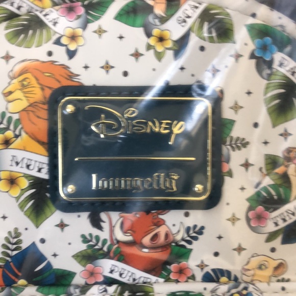 Loungefly x Disney lion king tattoo mini back pack white multi NWT - Picture 4 of 9